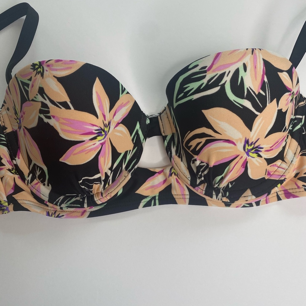 Xhilaration Bikini Top Floral Push Up Underwire S
